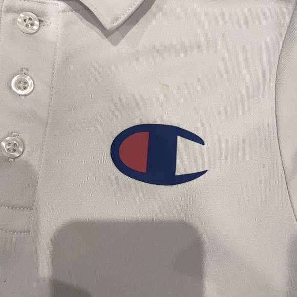 This isn’t in perfect condition has a little mark in front, and mark on the back - Picture 3 of 3